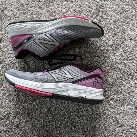 New Balance Shoes - New Balance breast cancer shoes size 6.5